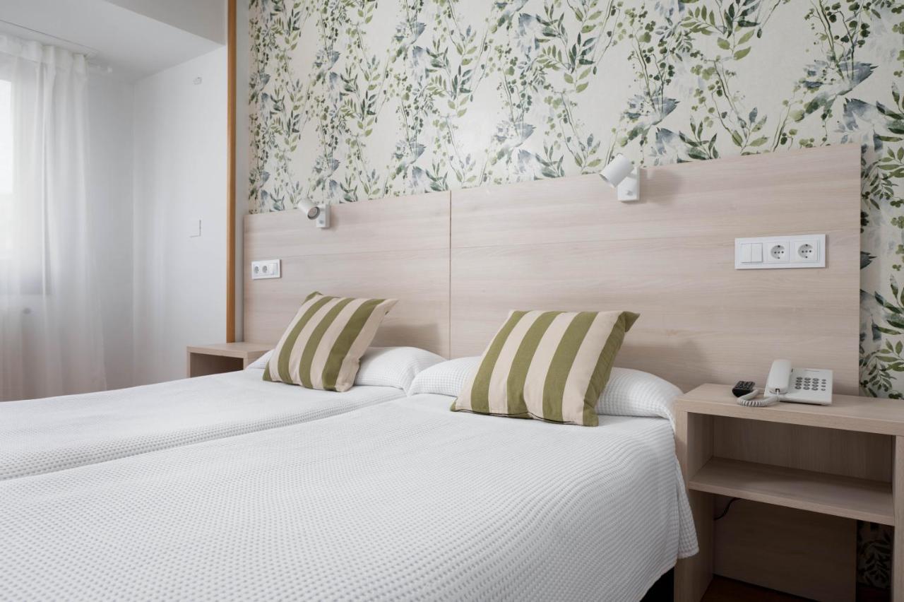 Hotel Mi Casa Sabiñánigo Zewnętrze zdjęcie