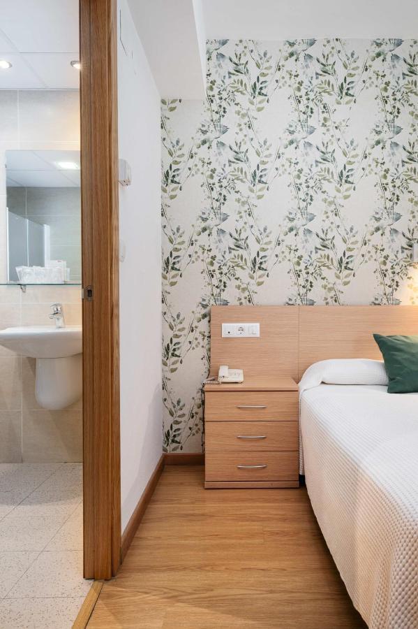 Hotel Mi Casa Sabiñánigo Zewnętrze zdjęcie